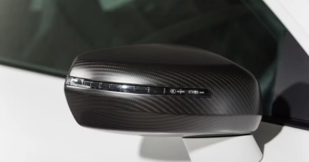 G37 carbon mirrors refer to side mirror assemblies or covers made using carbon fiber.